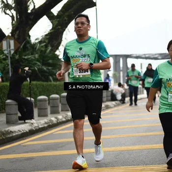 Runner Photo 8584276