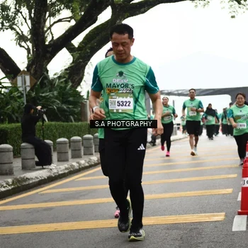 Runner Photo 8584279