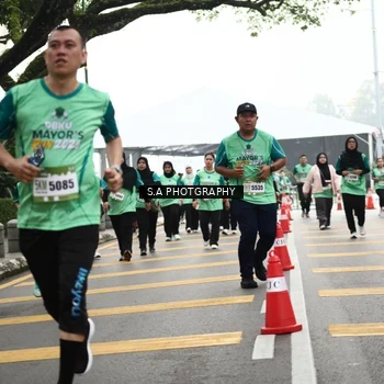 Runner Photo 8584292