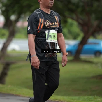Runner Photo 8584316