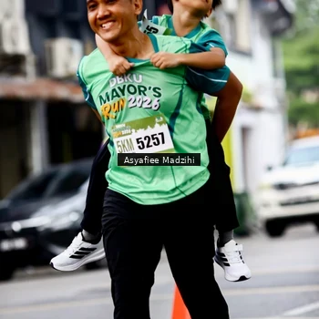 Runner Photo 8584337