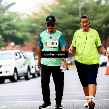 Runner Photo 8584361