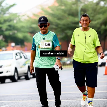 Runner Photo 8584363