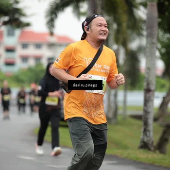 Runner Photo 8584366