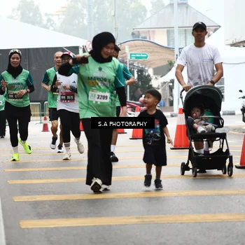 Runner Photo 8584369