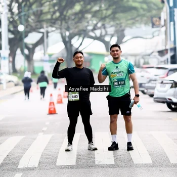 Runner Photo 8584383