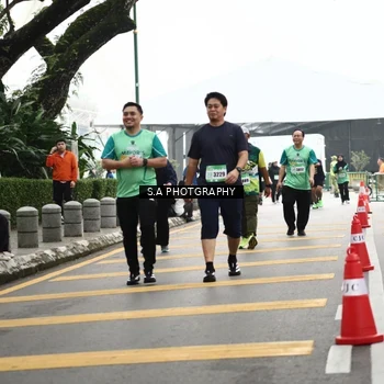 Runner Photo 8584388