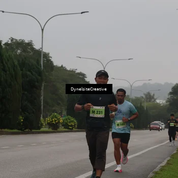 Runner Photo 8584395