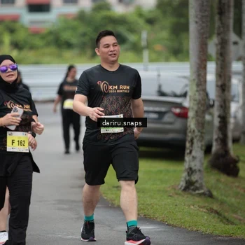 Runner Photo 8584400