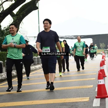 Runner Photo 8584417