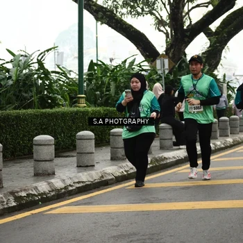 Runner Photo 8584441