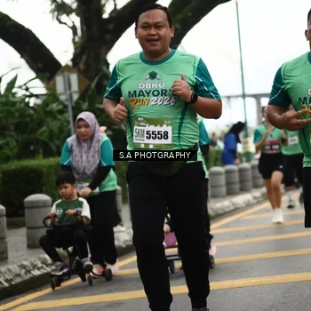 Runner Photo 8584483