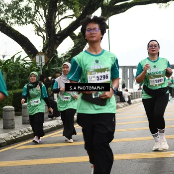 Runner Photo 8584510