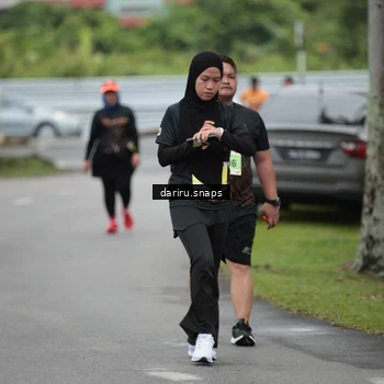 Runner Photo 8584517