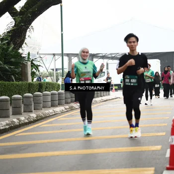 Runner Photo 8584531