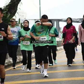 Runner Photo 8584558
