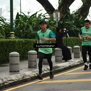Runner Photo 8584587