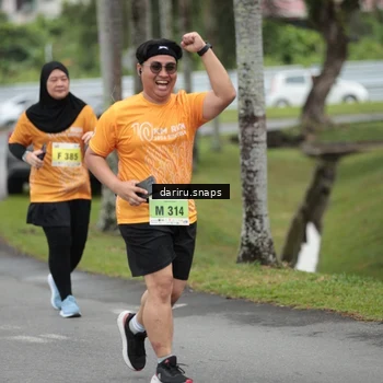 Runner Photo 8584596