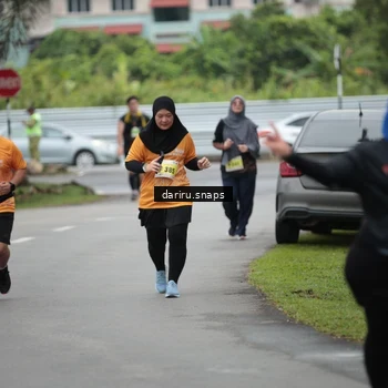 Runner Photo 8584626