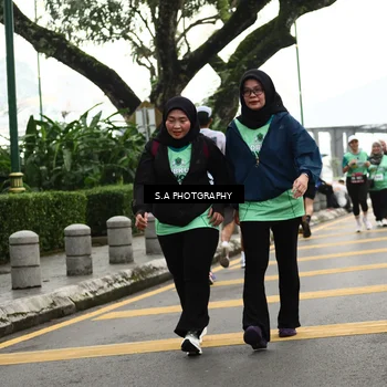 Runner Photo 8584652