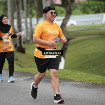 Runner Photo 8584658