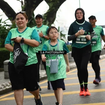 Runner Photo 8584675