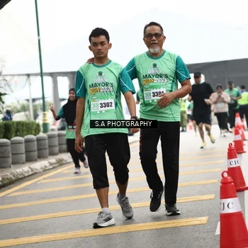 Runner Photo 8584698