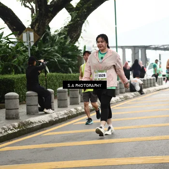 Runner Photo 8584719