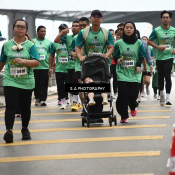 Runner Photo 8584728