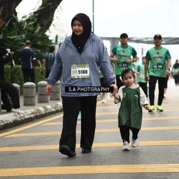 Runner Photo 8584773