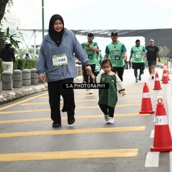Runner Photo 8584775