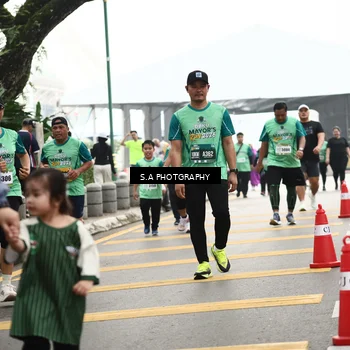 Runner Photo 8584783