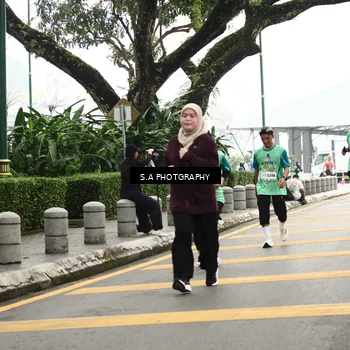 Runner Photo 8584872