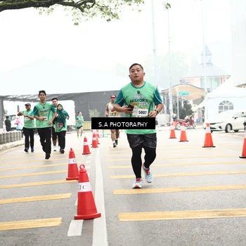 Runner Photo 8584877