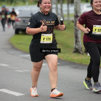 Runner Photo 8584886