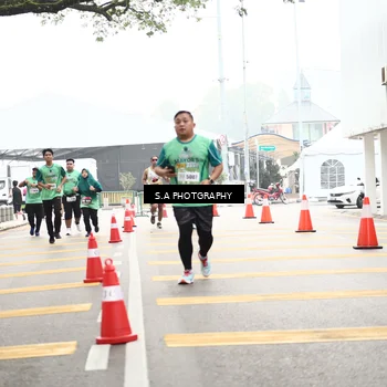 Runner Photo 8584900