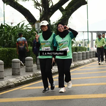 Runner Photo 8584917