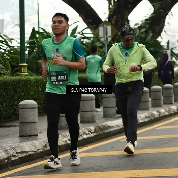 Runner Photo 8584922