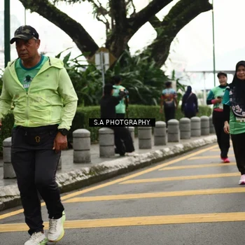 Runner Photo 8584924