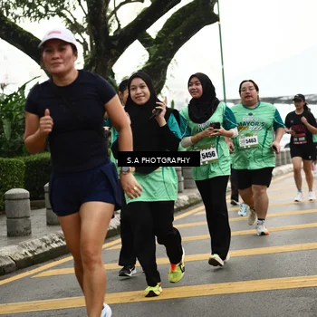 Runner Photo 8584933