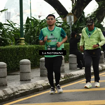 Runner Photo 8584942