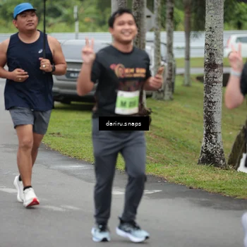 Runner Photo 8584972