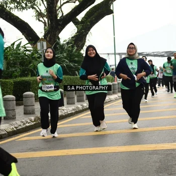 Runner Photo 8584993