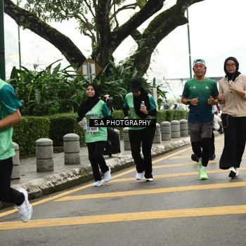Runner Photo 8585006