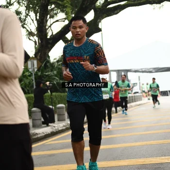 Runner Photo 8585016