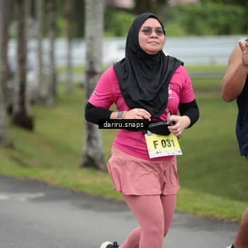 Runner Photo 8585018
