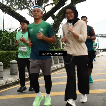 Runner Photo 8585023