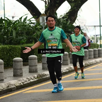 Runner Photo 8585030