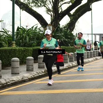Runner Photo 8585032