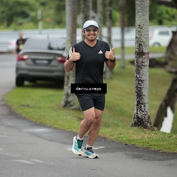 Runner Photo 8585035
